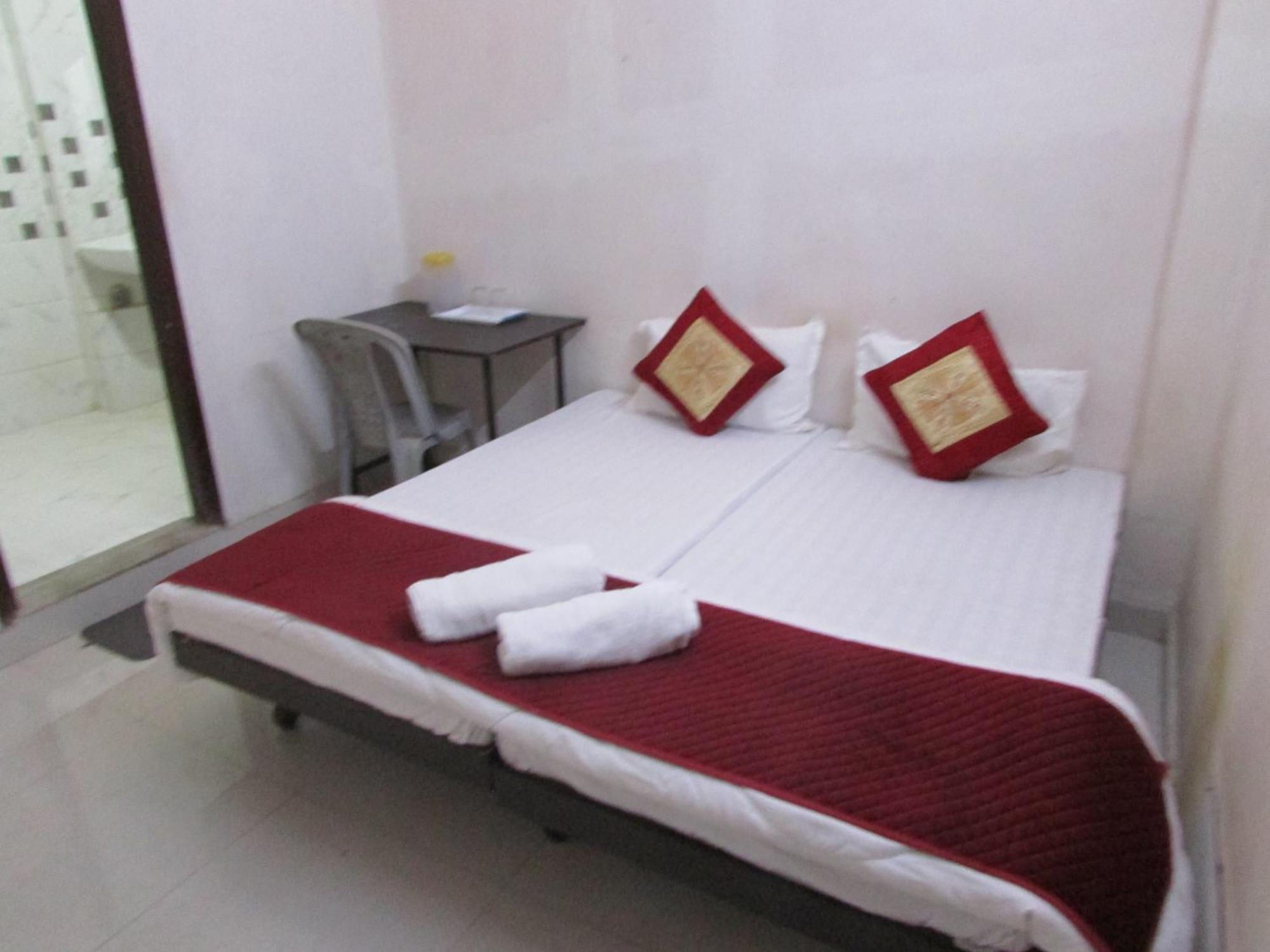 Ashish Guest House, Goverdhan Vilas Udaipur Esterno foto